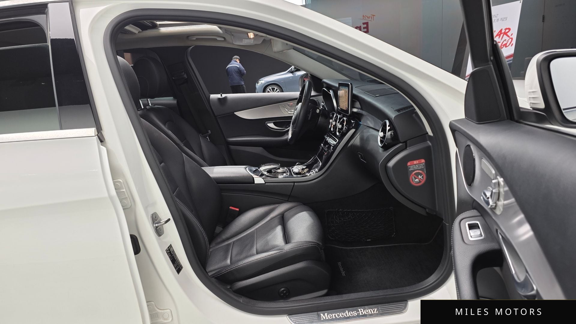 Mercedes-Benz C-Class W205 2017 — миниатюра 10