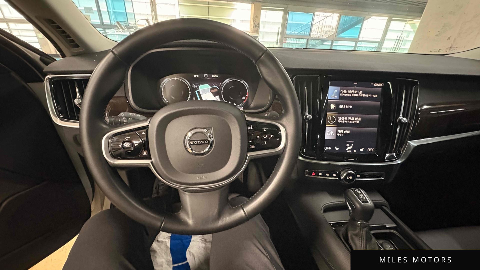Volvo S90 2017 — миниатюра 10