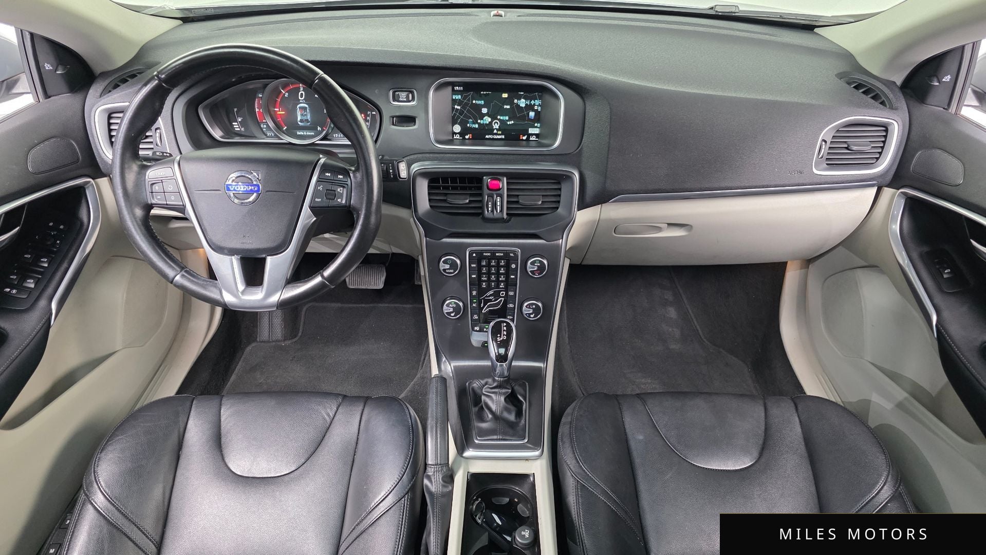 Volvo V40 2016 — миниатюра 7