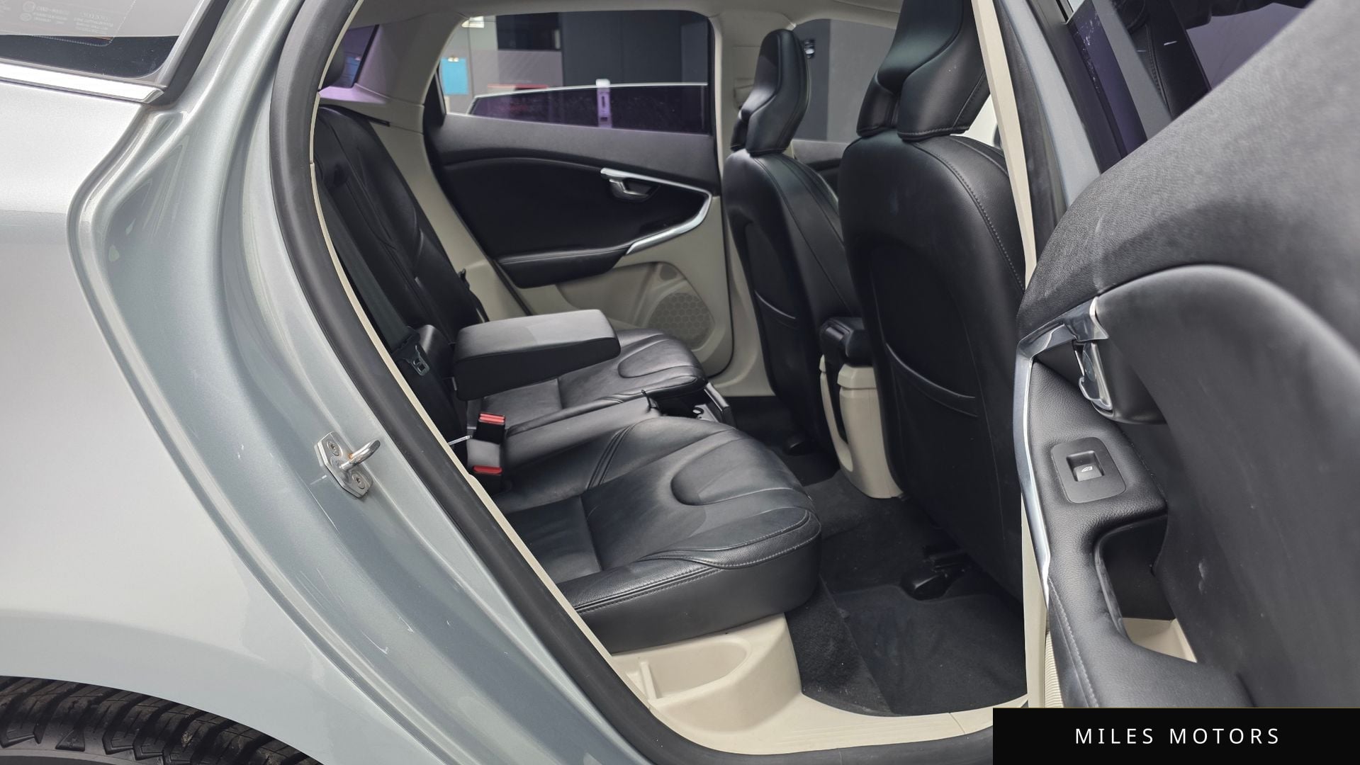 Volvo V40 2016 — миниатюра 12