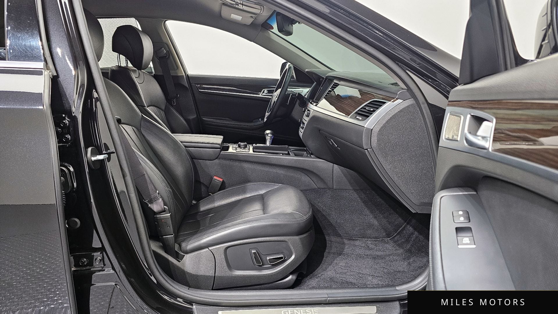 Genesis G80 2018 — миниатюра 11