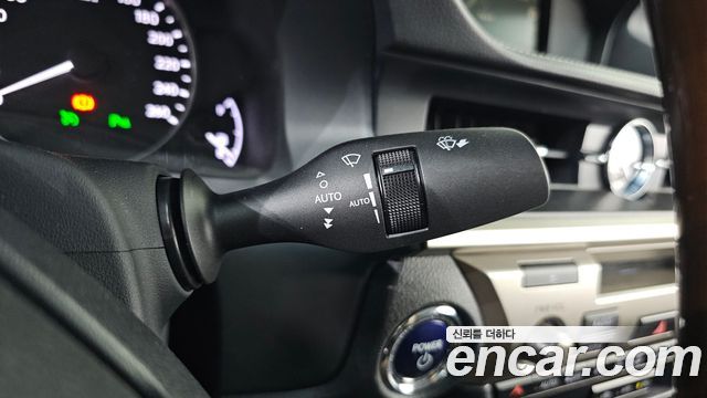 Лексус ES300h 2014 — миниатюра 15