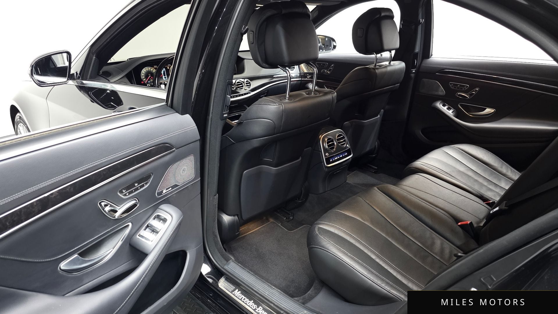 Mercedes-Benz S-Class W222 2020 — миниатюра 12