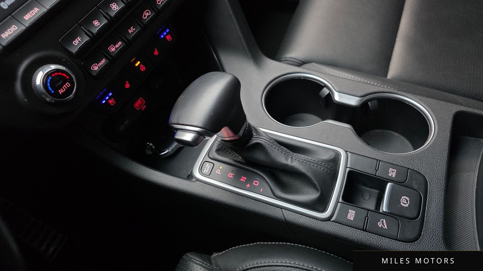 Kia Sportage 2021 — миниатюра 9