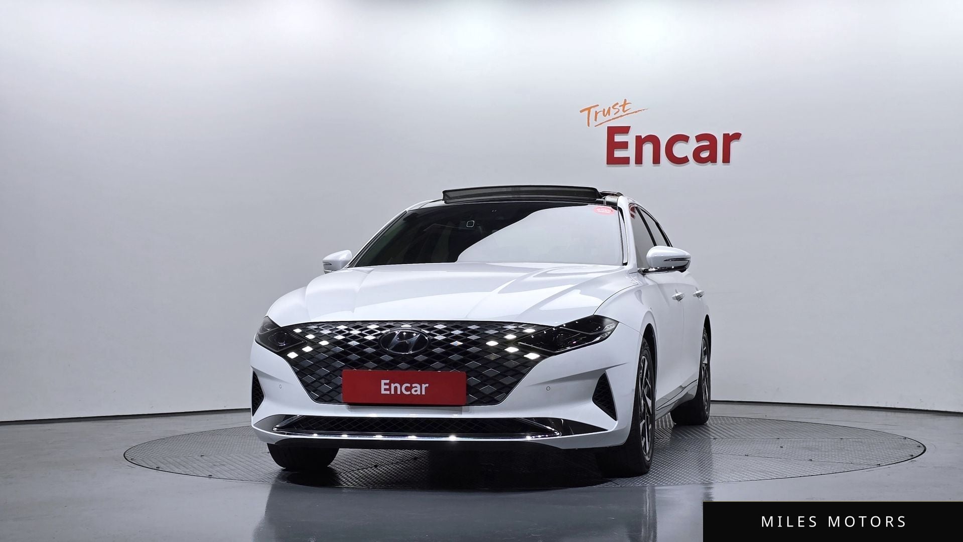 Hyundai Grandeur 2022 — миниатюра 3