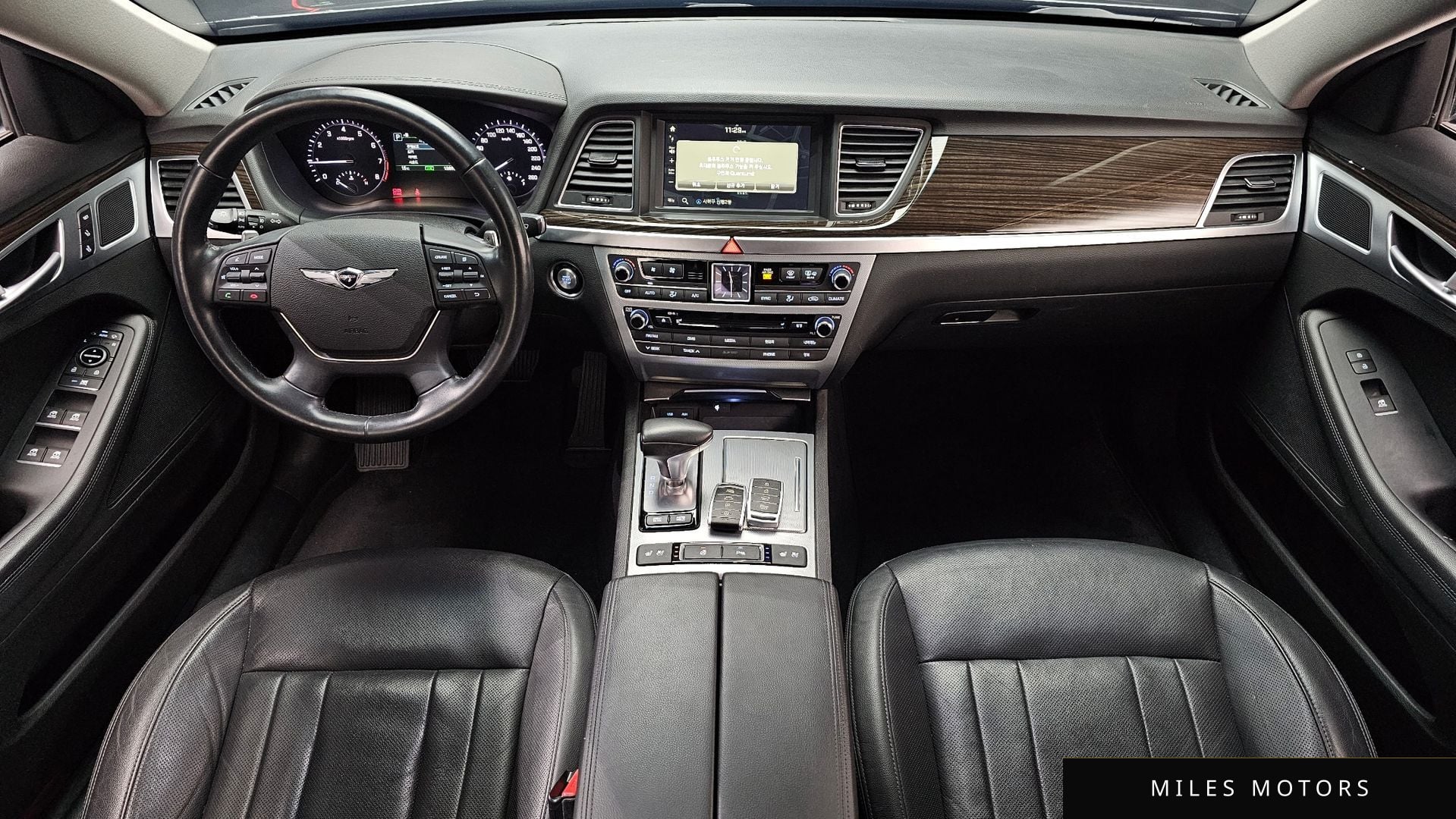 Genesis G80 2017 — миниатюра 7