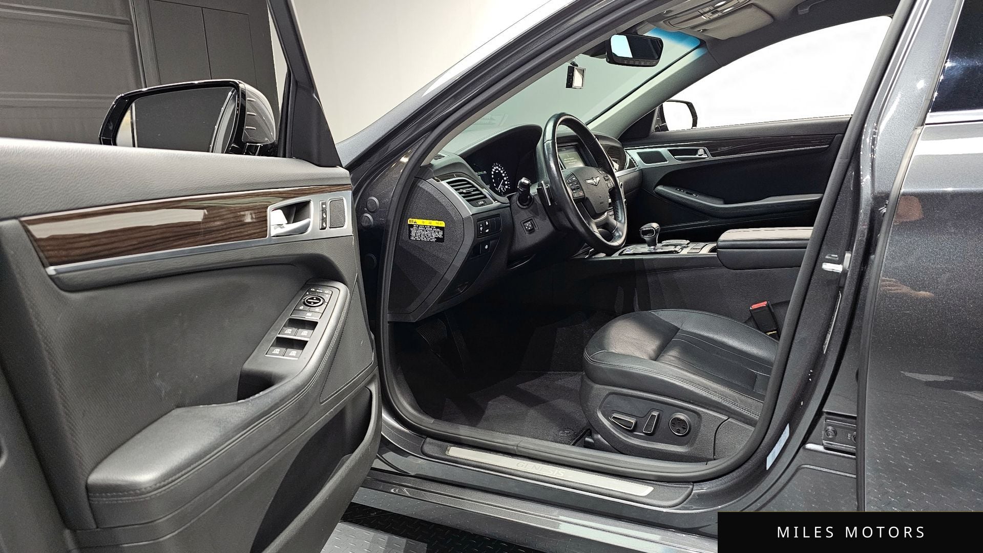 Genesis G80 2017 — миниатюра 10