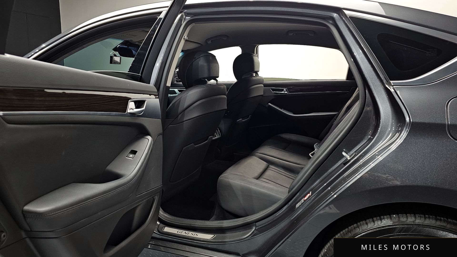 Genesis G80 2017 — миниатюра 12