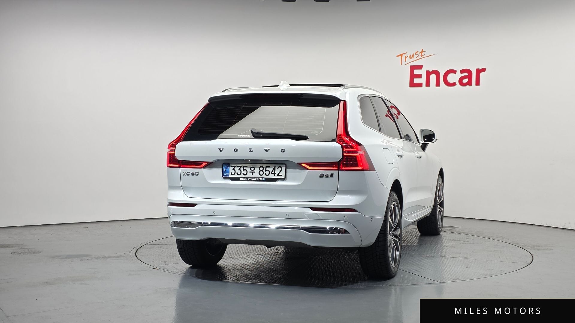 Volvo XC60 2022 — миниатюра 4