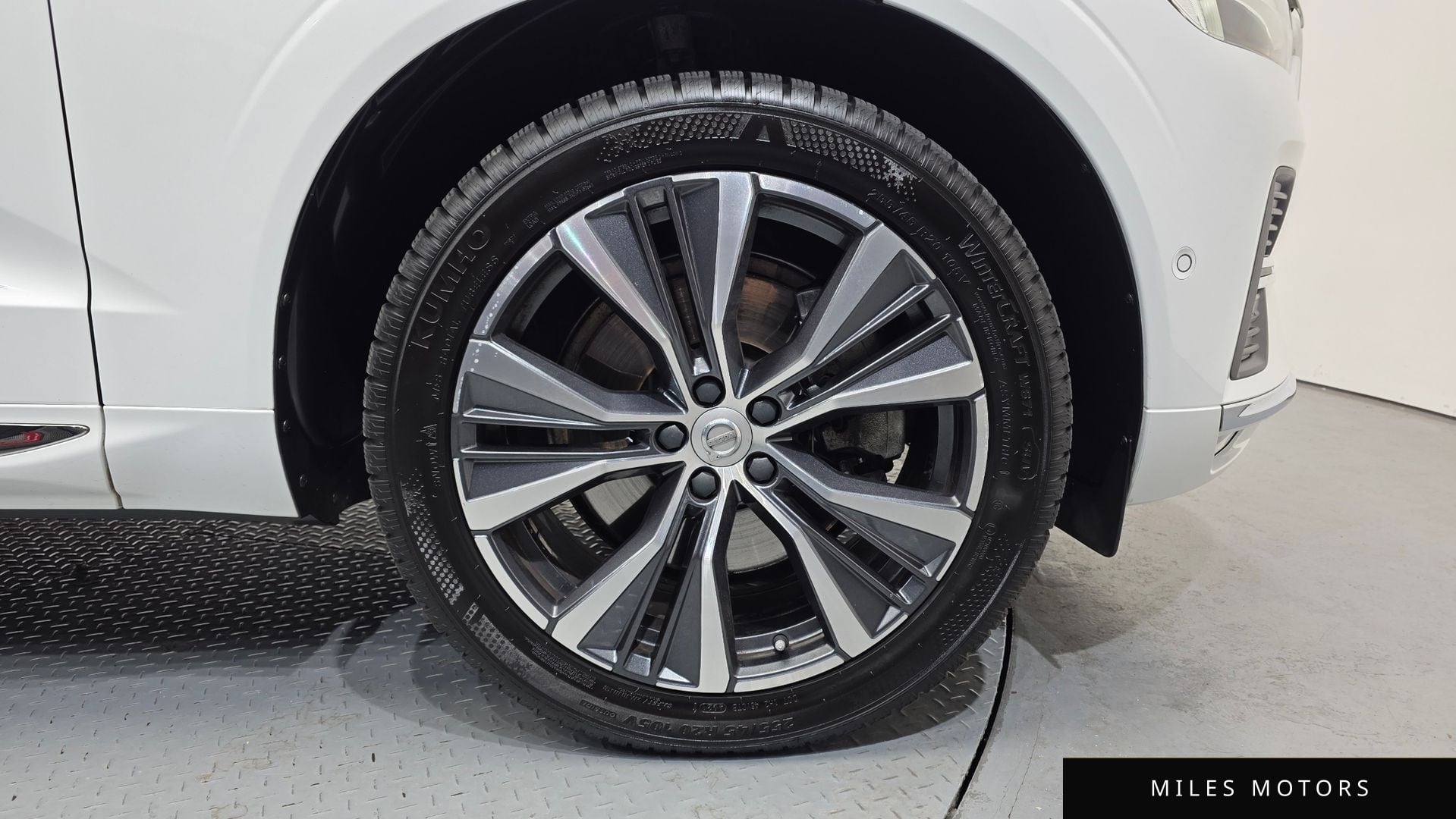Volvo XC60 2022 — миниатюра 5