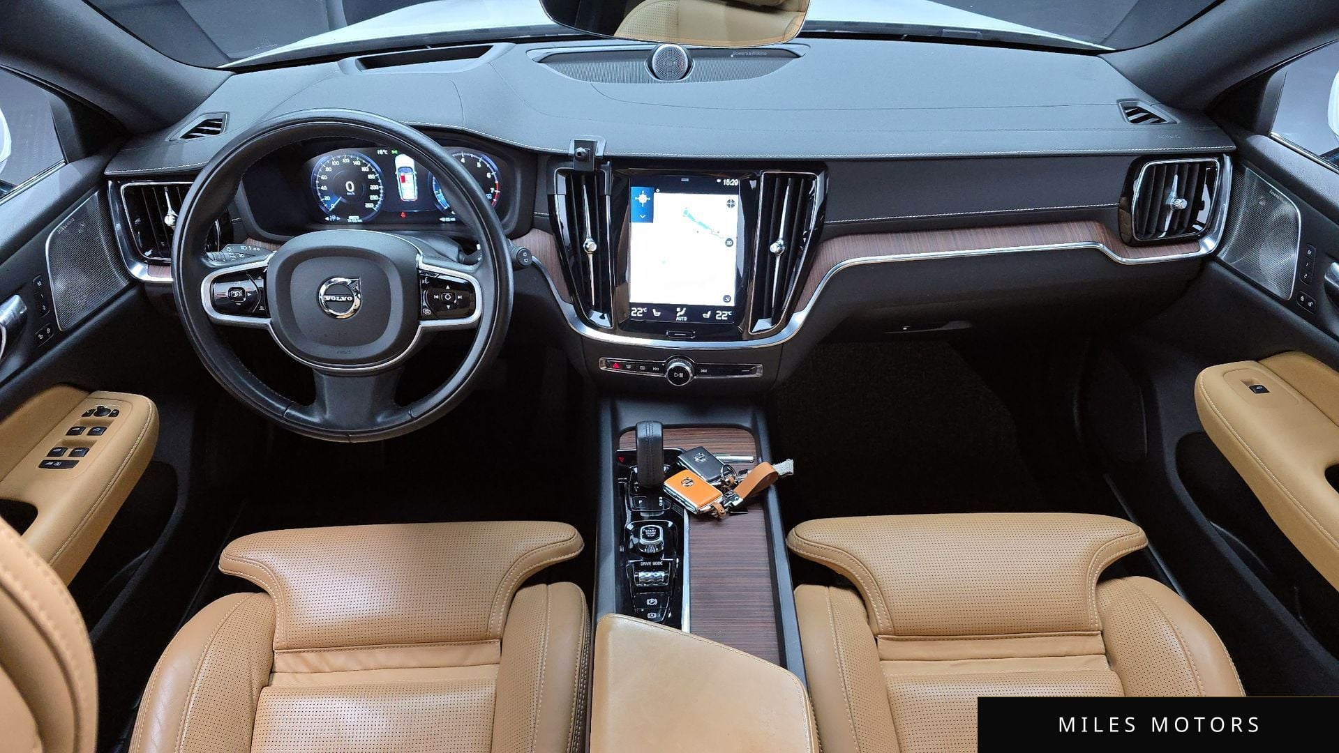 Volvo V60 크로스컨트리 2021 — миниатюра 7