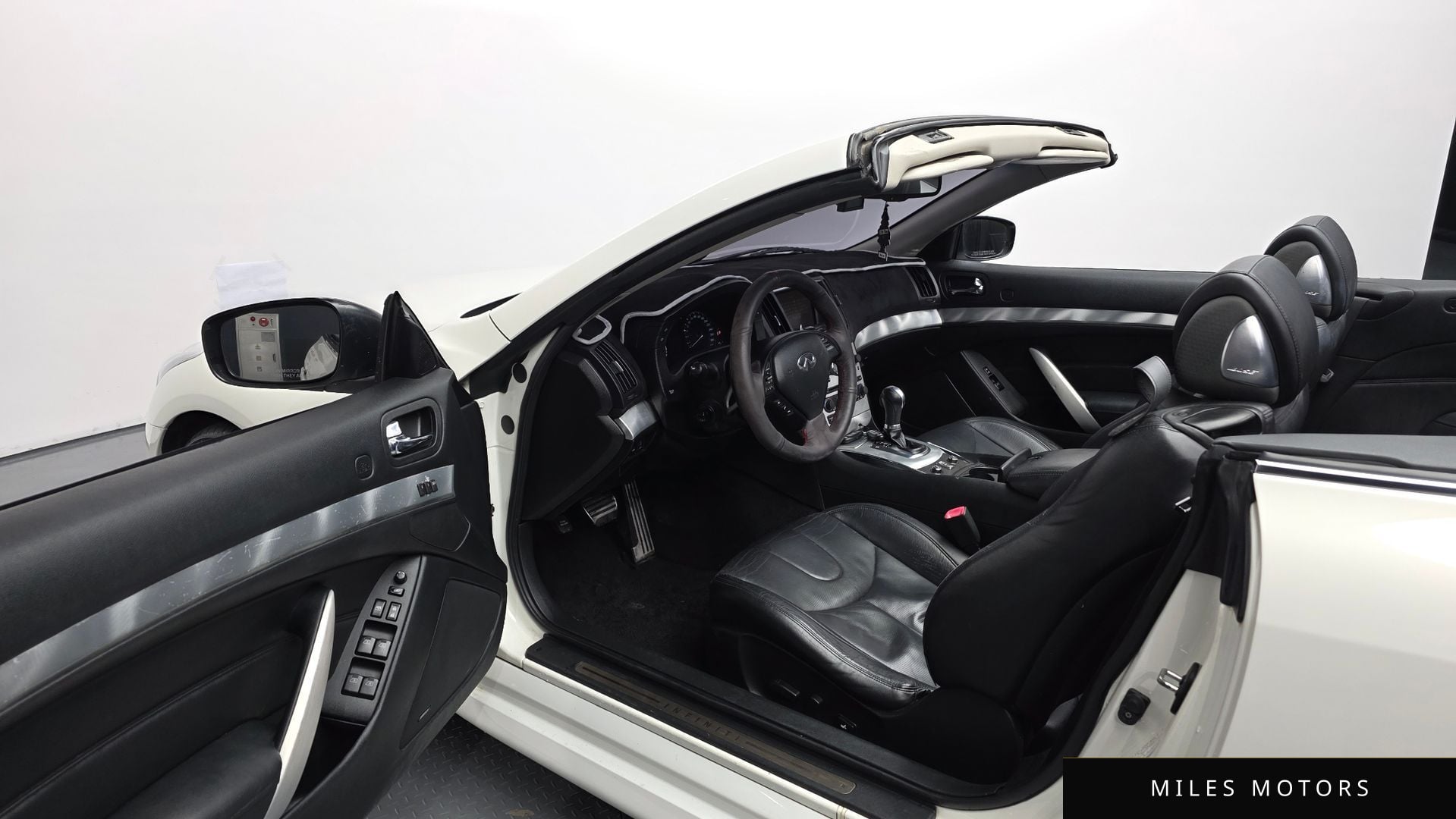 Infiniti G37 2010 — миниатюра 10