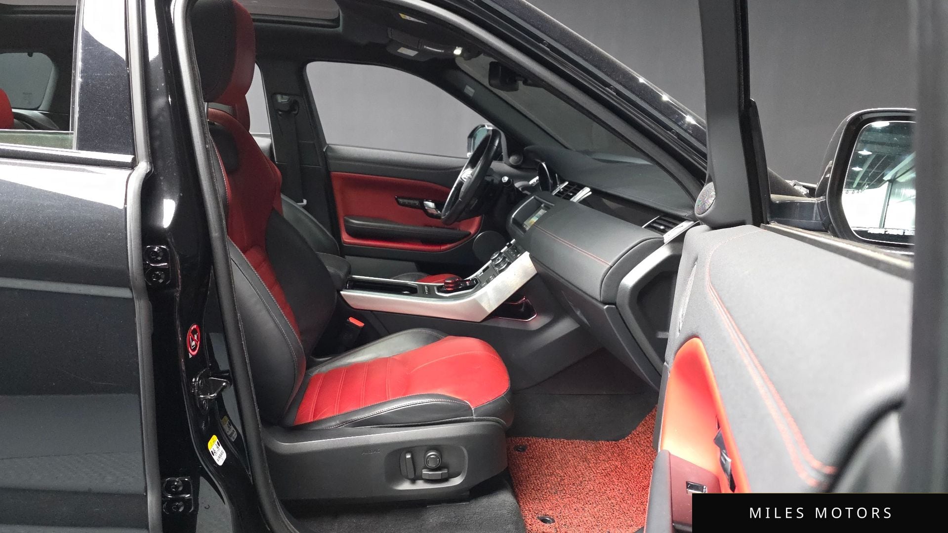 Land Rover Range Rover Evoque 2018 — миниатюра 11