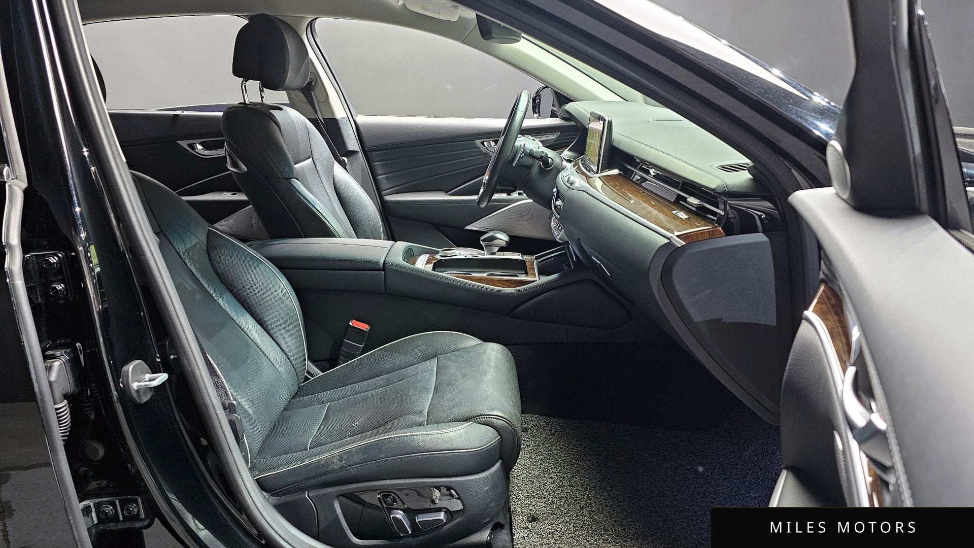 Kia K9 2019 — миниатюра 11