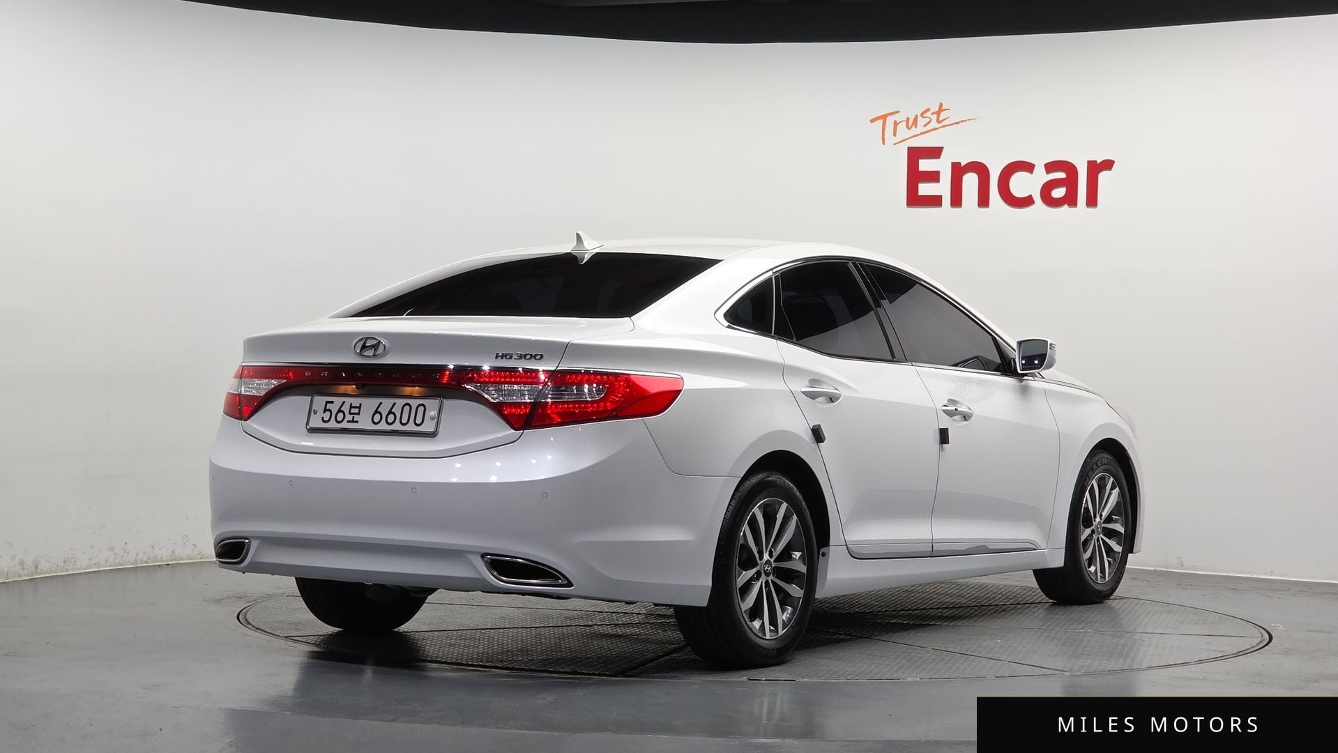Hyundai Grandeur 2012 — миниатюра 2