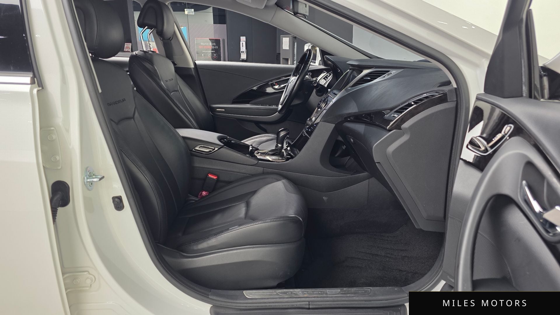Hyundai Grandeur 2012 — миниатюра 11