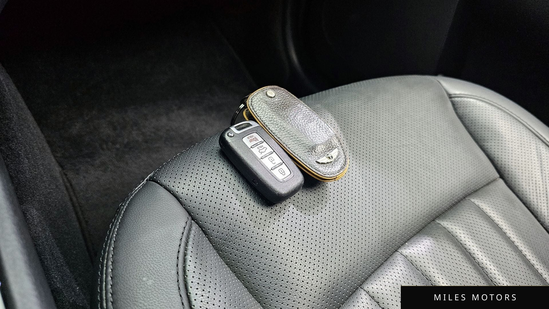 Hyundai Genesis 2013 — миниатюра 19