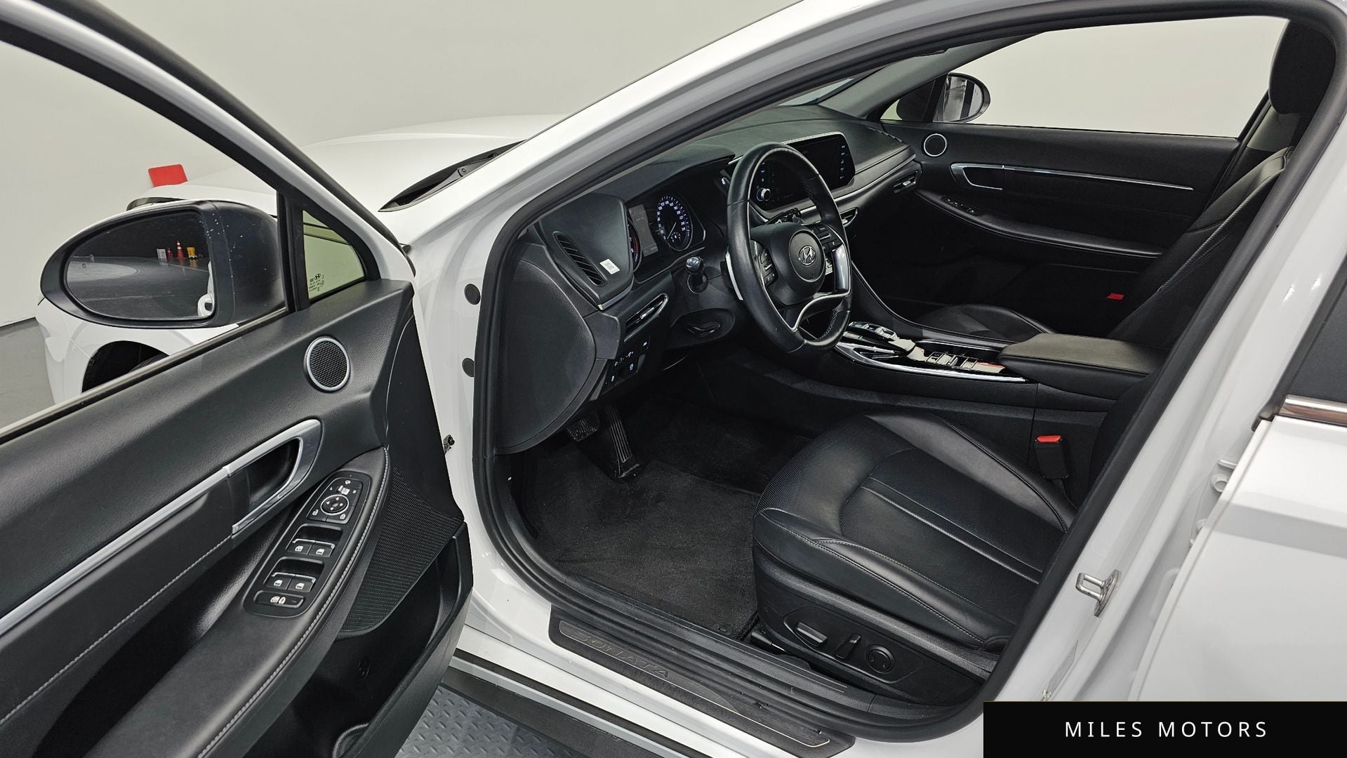 Hyundai Sonata 2023 — миниатюра 10