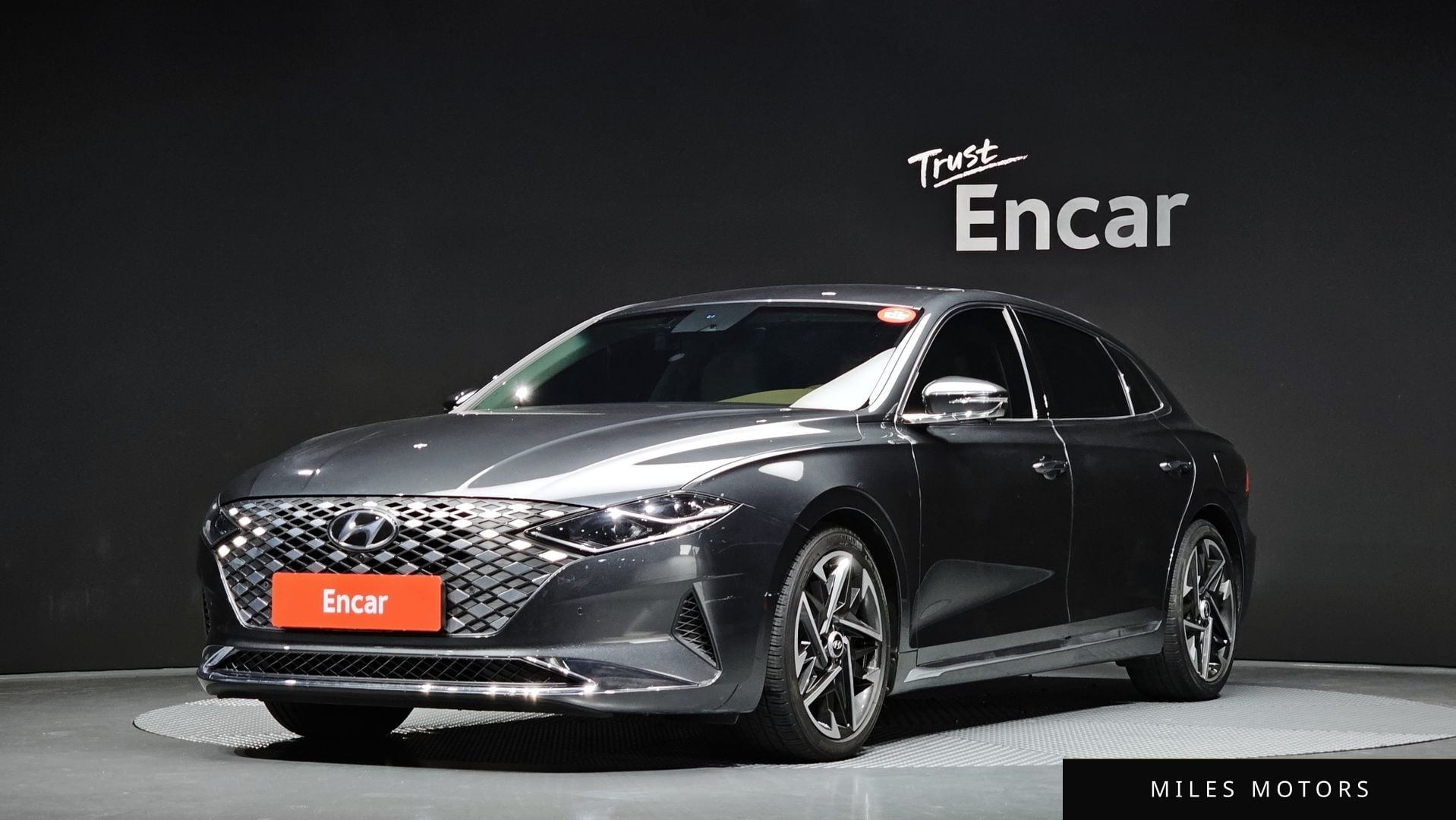 Hyundai Grandeur 2020 — фото 1 из 12