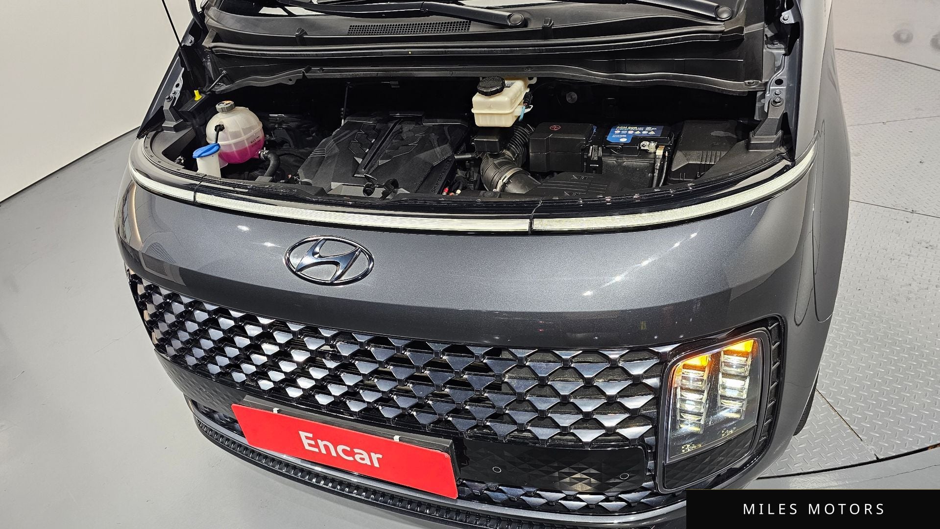 Hyundai Staria 2022 — миниатюра 6