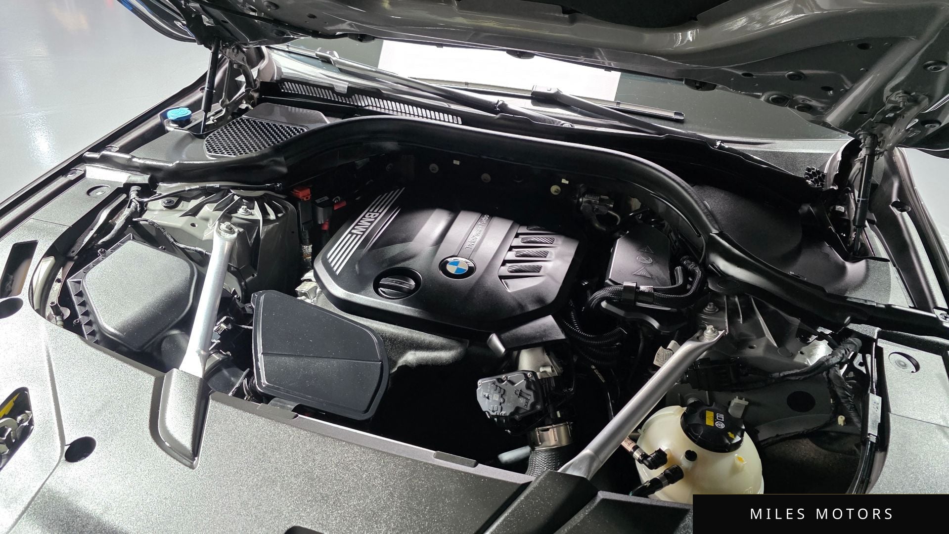 BMW 6 Series GT (G32) 2021 — миниатюра 6