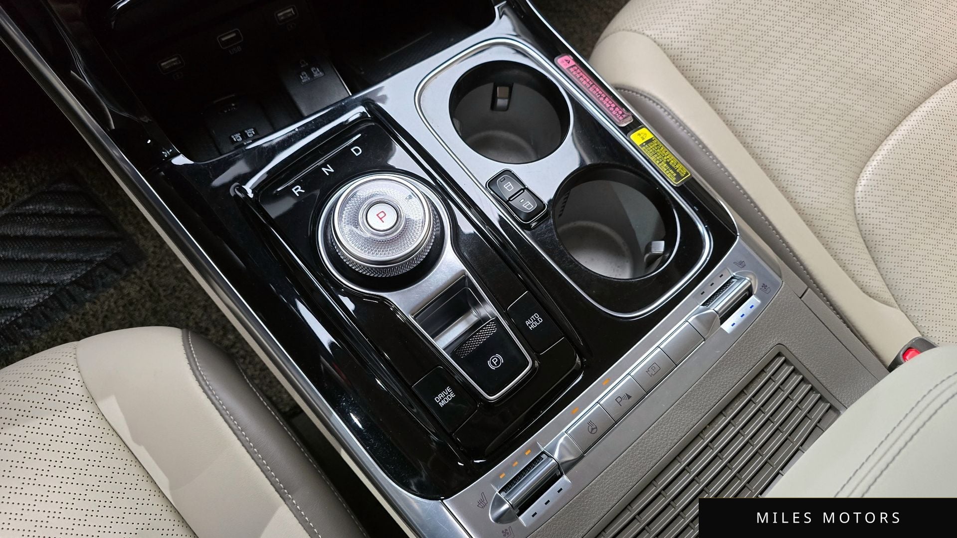 Kia Carnival 2021 — миниатюра 9