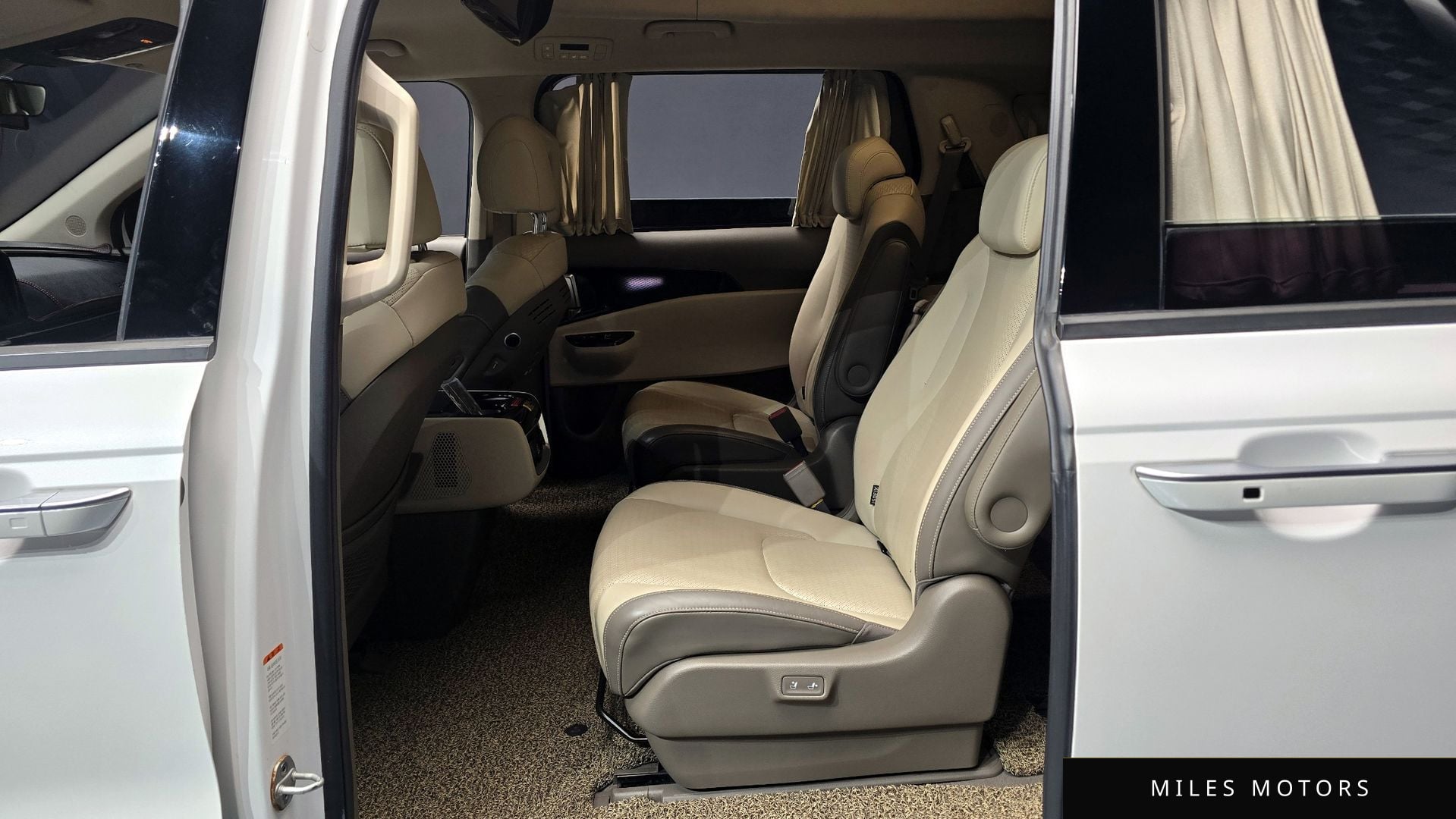 Kia Carnival 2021 — миниатюра 12