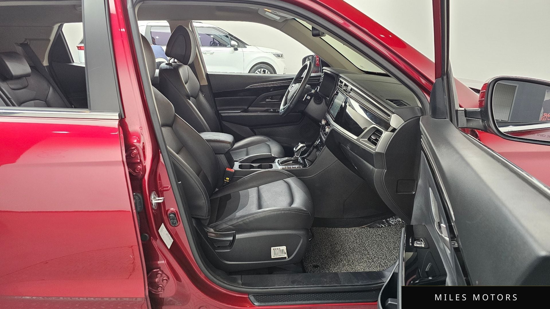 KG Mobility Beautiful Korando 2019 — миниатюра 11