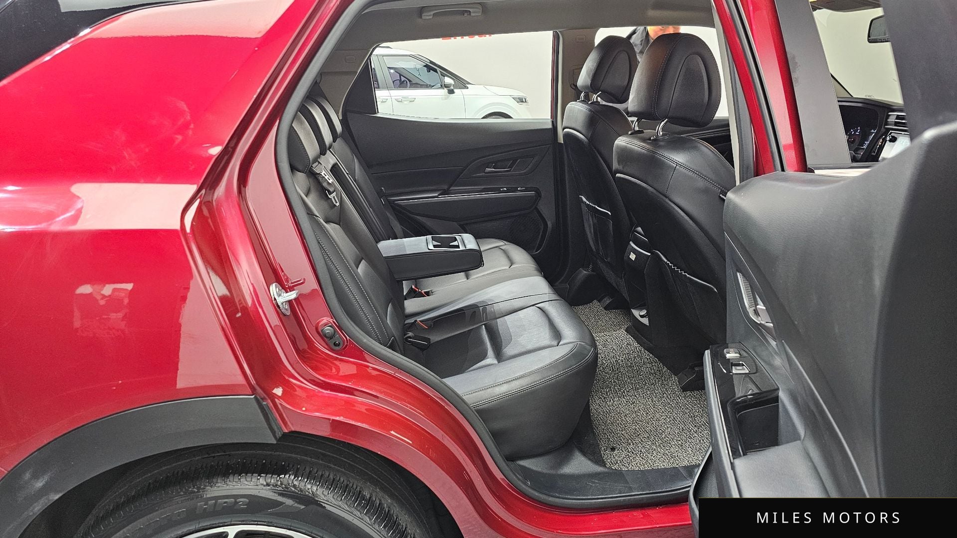 KG Mobility Beautiful Korando 2019 — миниатюра 12