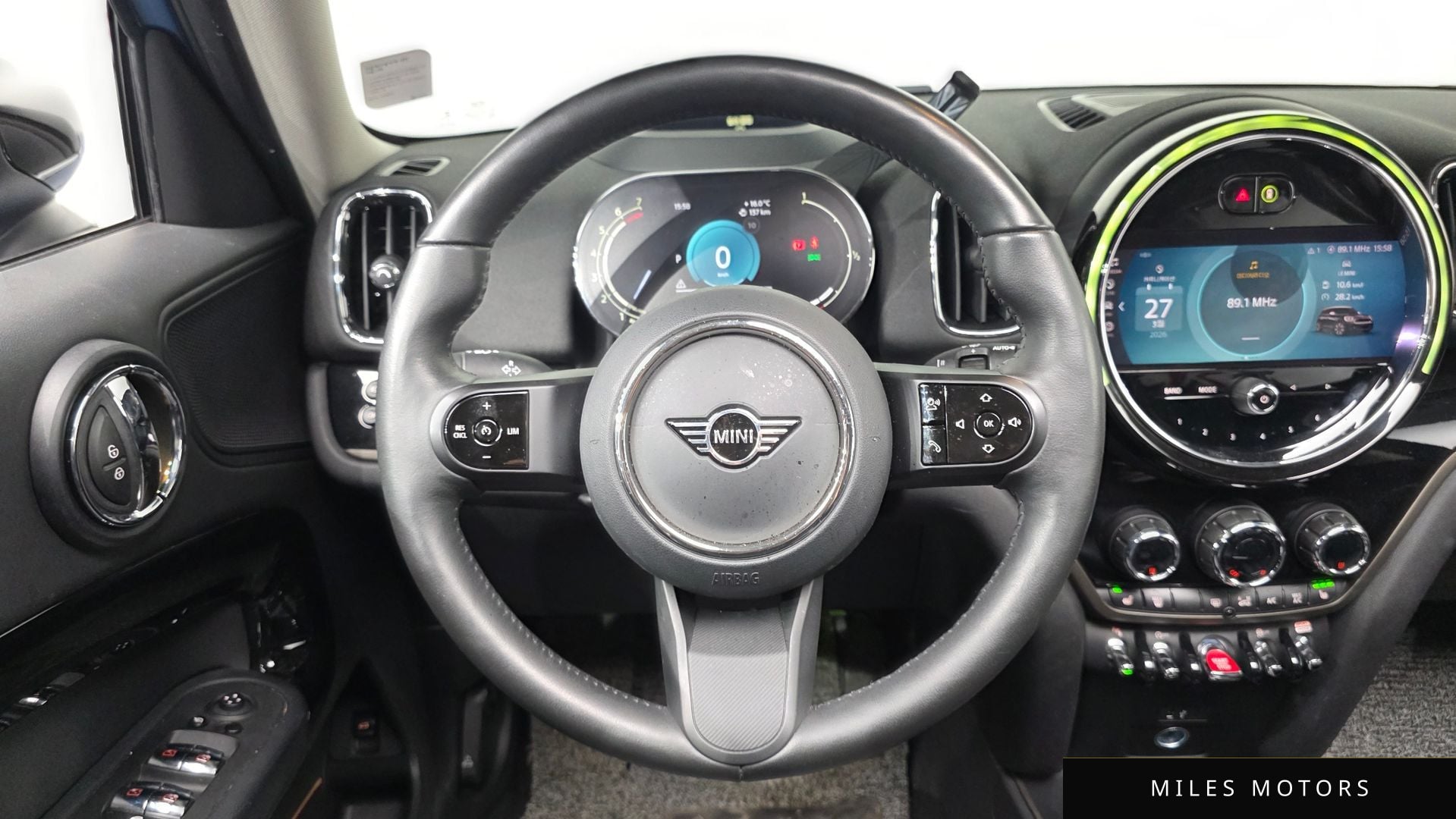 MINI 쿠퍼 컨트리맨 2023 — миниатюра 13