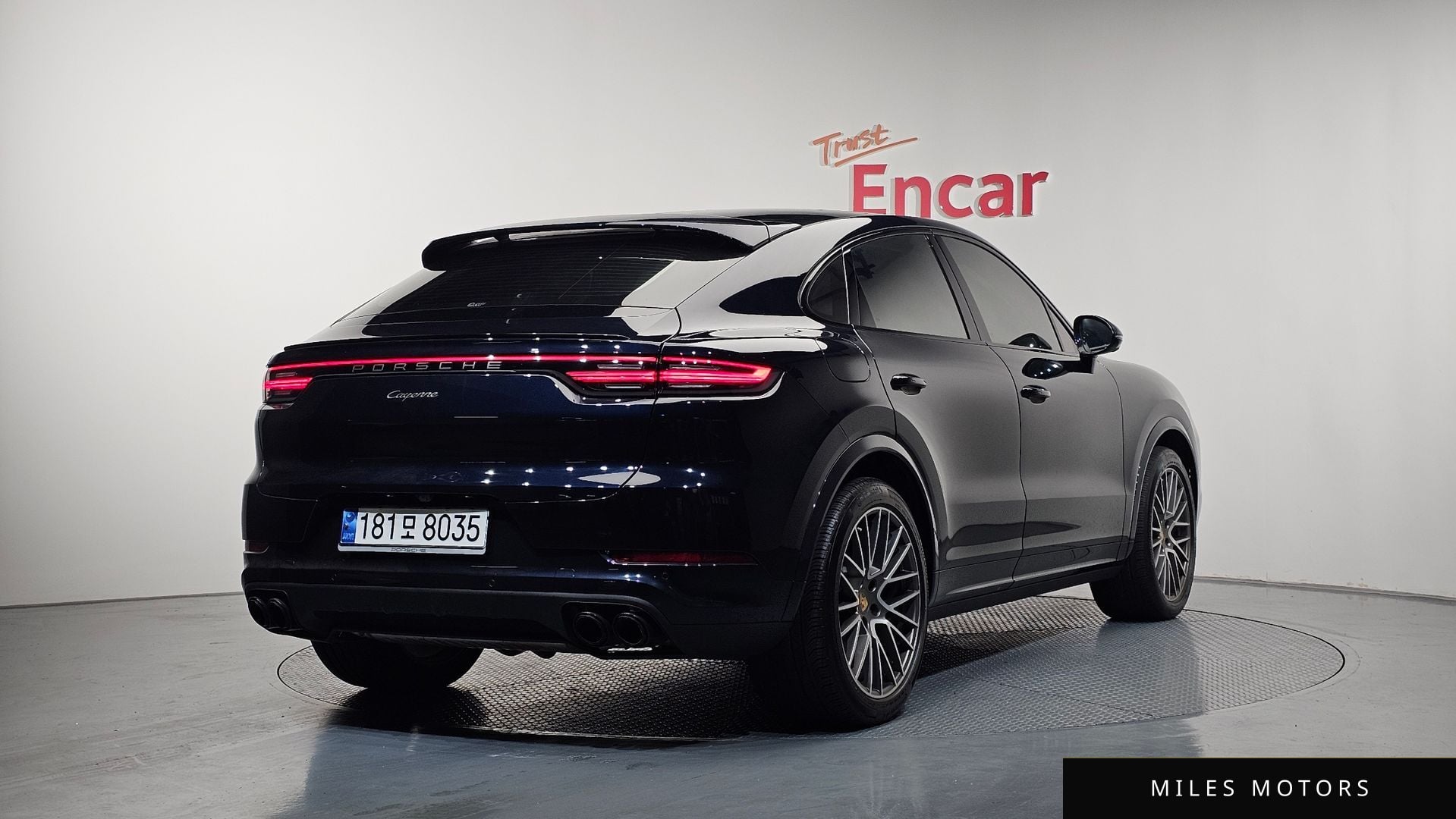 Porsche Cayenne 2023 — миниатюра 2