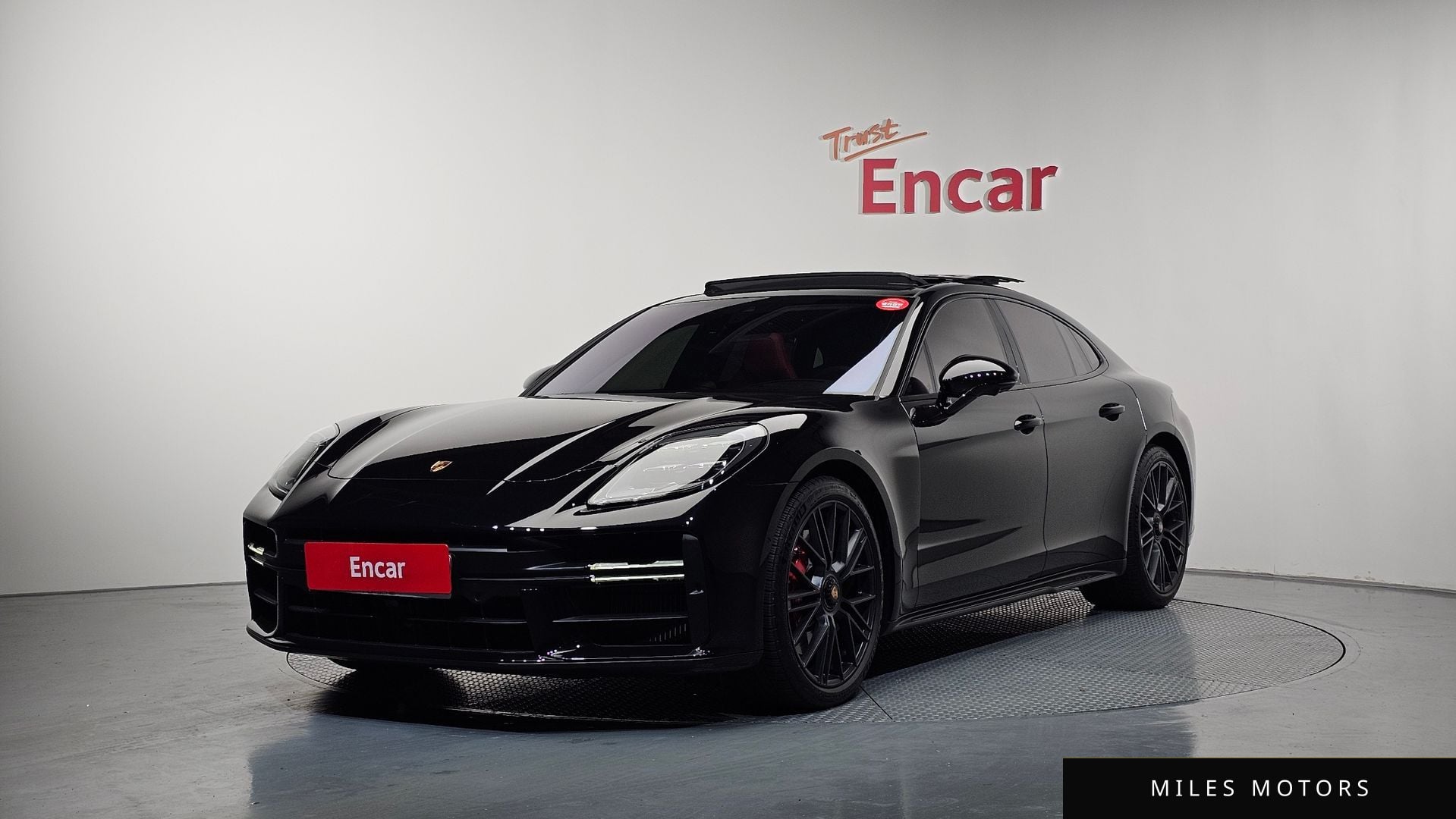 Porsche Panamera 2025 — фото 1 из 12