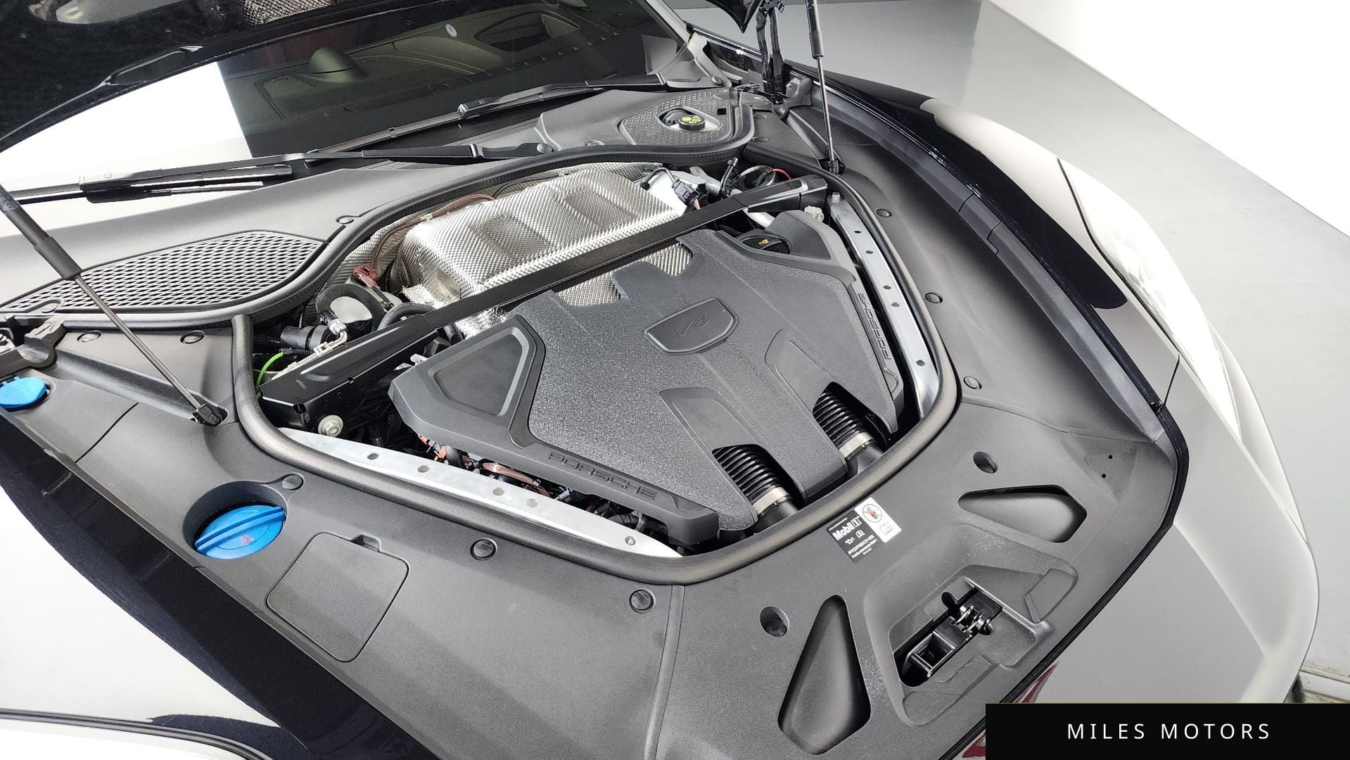 Porsche Panamera 2025 — миниатюра 6