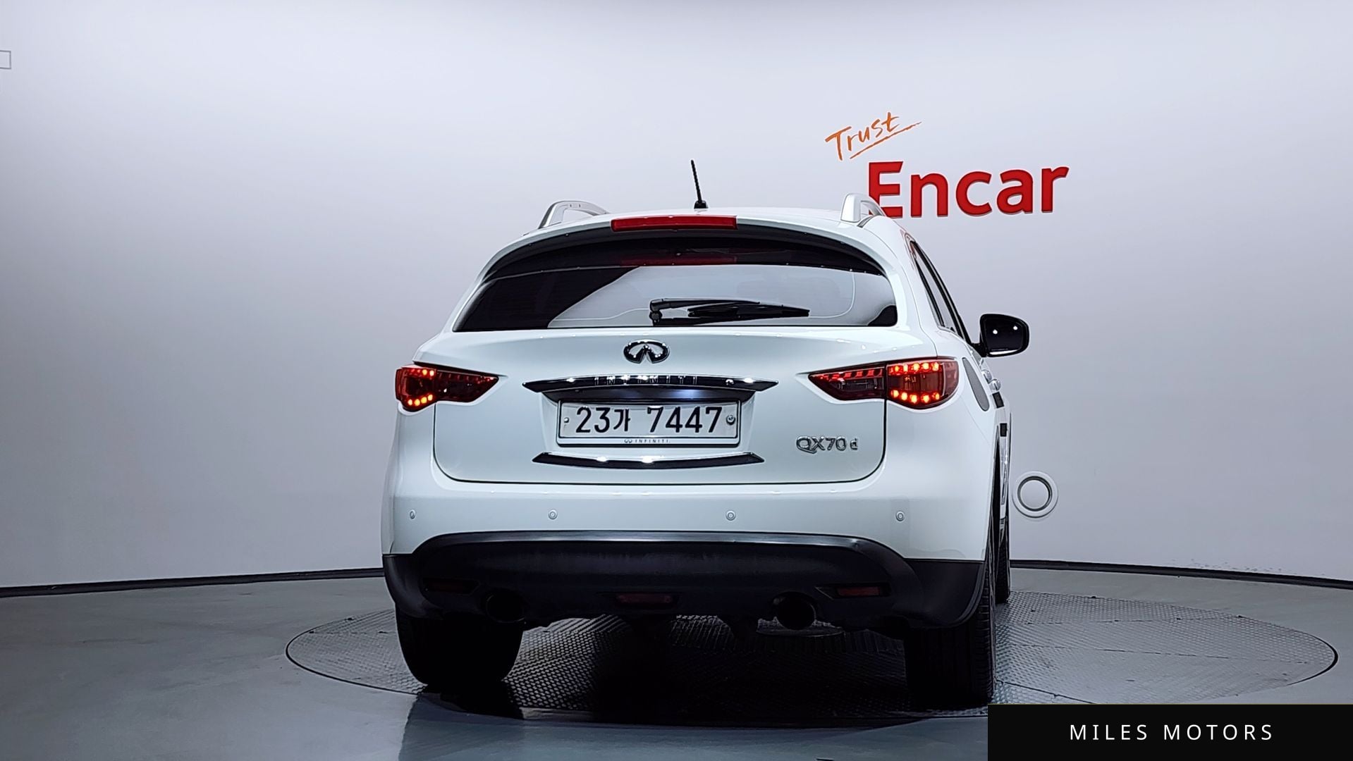 Infiniti FX30d 2012 — миниатюра 4