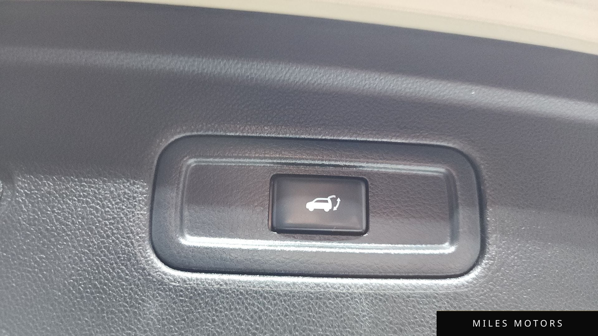 Infiniti FX30d 2012 — миниатюра 19