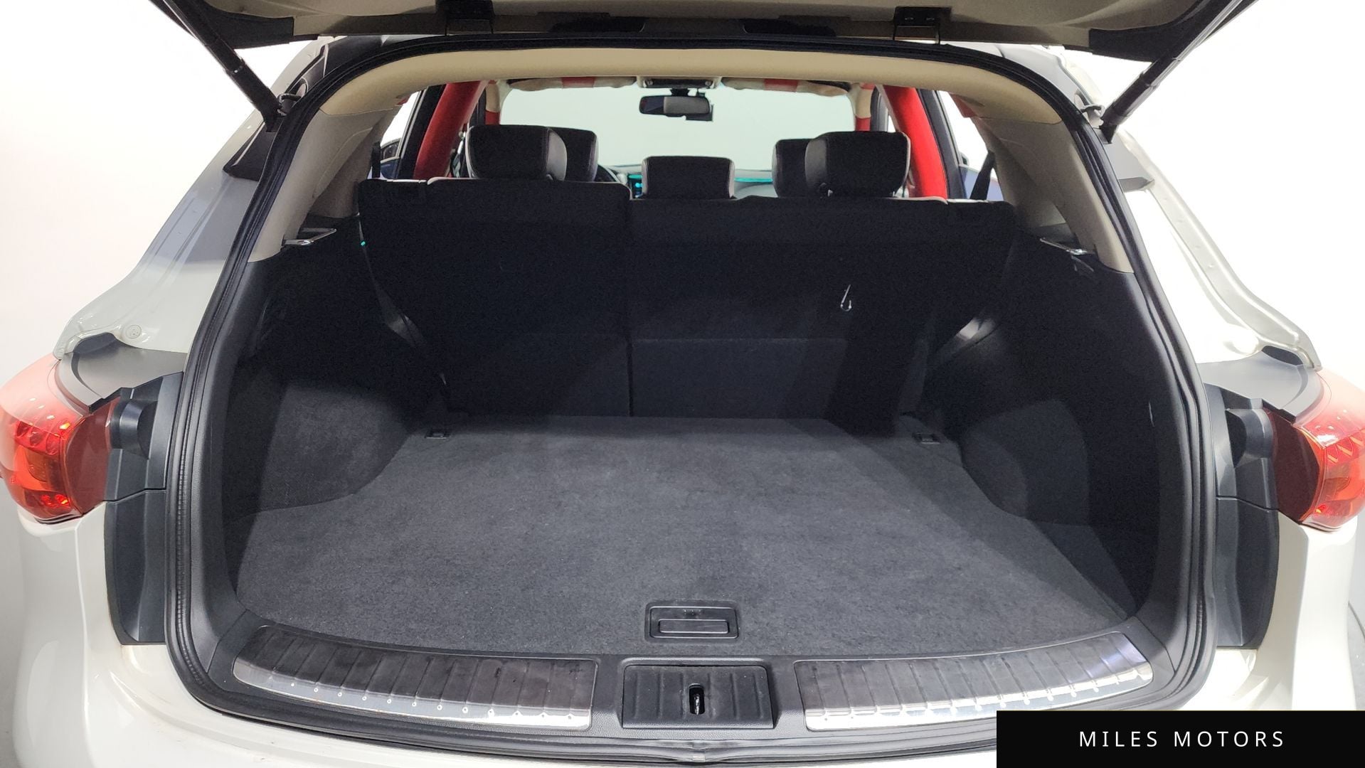 Infiniti FX30d 2012 — миниатюра 20