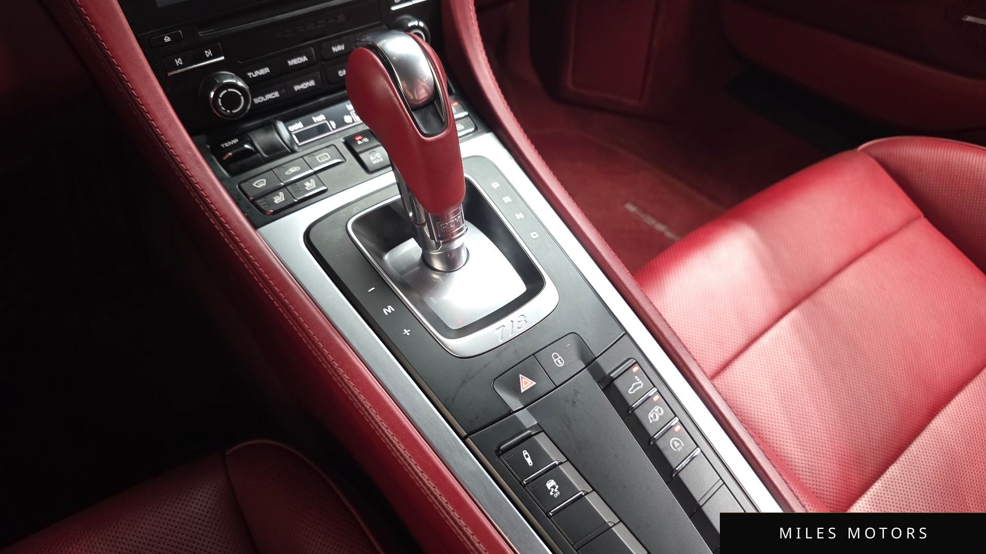 Porsche 718 카이맨 2018 — миниатюра 9