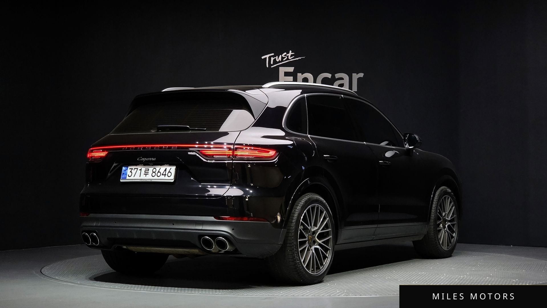Porsche Cayenne 2021 — миниатюра 2