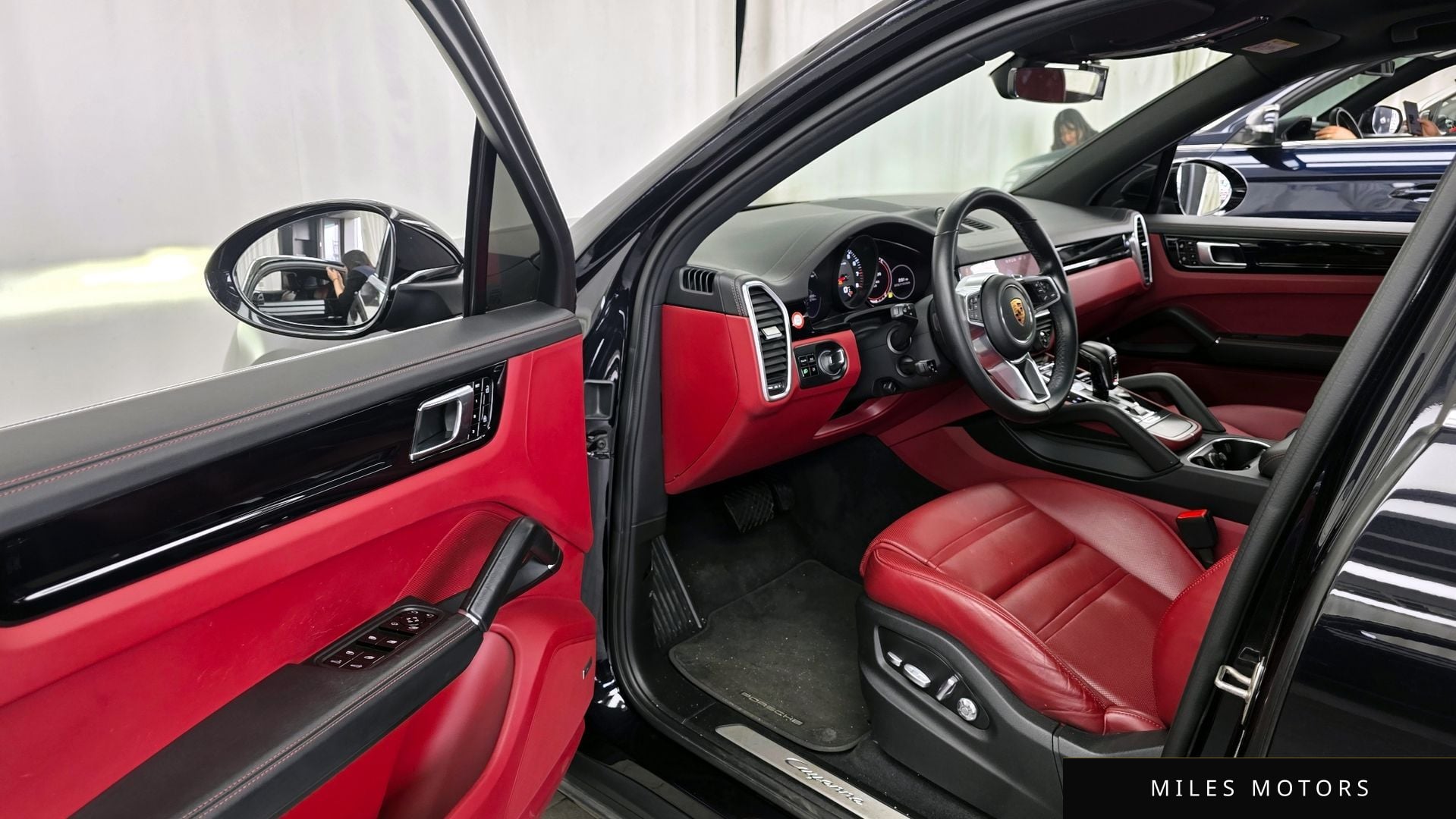 Porsche Cayenne 2021 — миниатюра 10