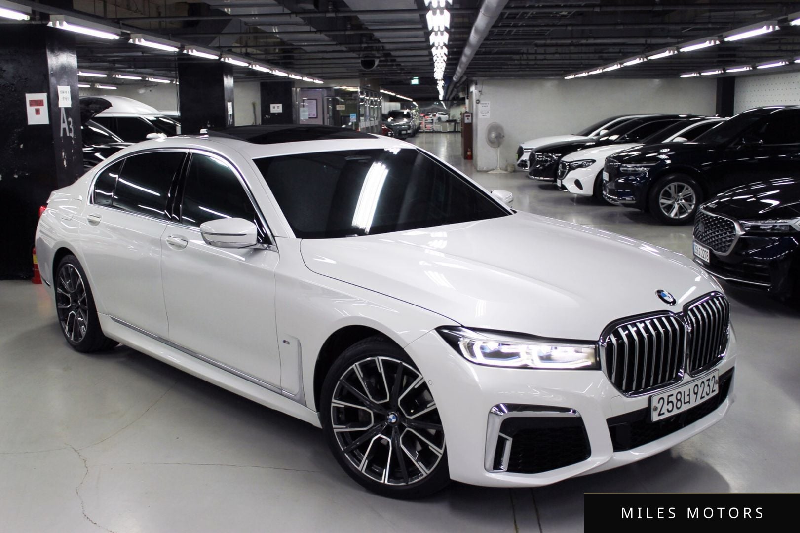 BMW 7 Series (G11) 2020 — фото 1 из 12