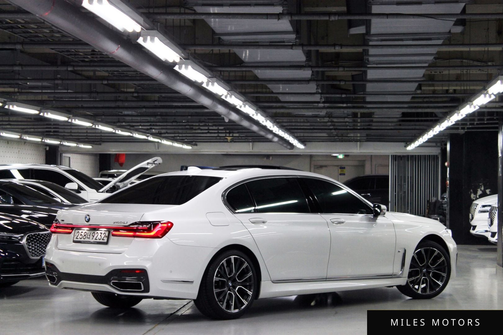BMW 7 Series (G11) 2020 — миниатюра 6