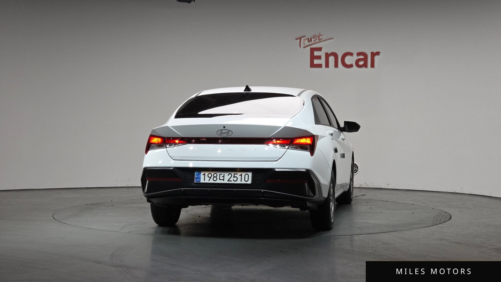 Hyundai AVANTE 2025 — миниатюра 3