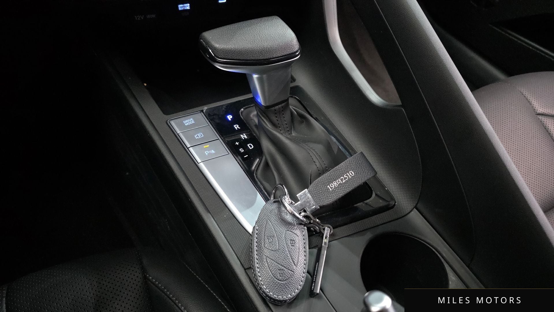 Hyundai AVANTE 2025 — миниатюра 8