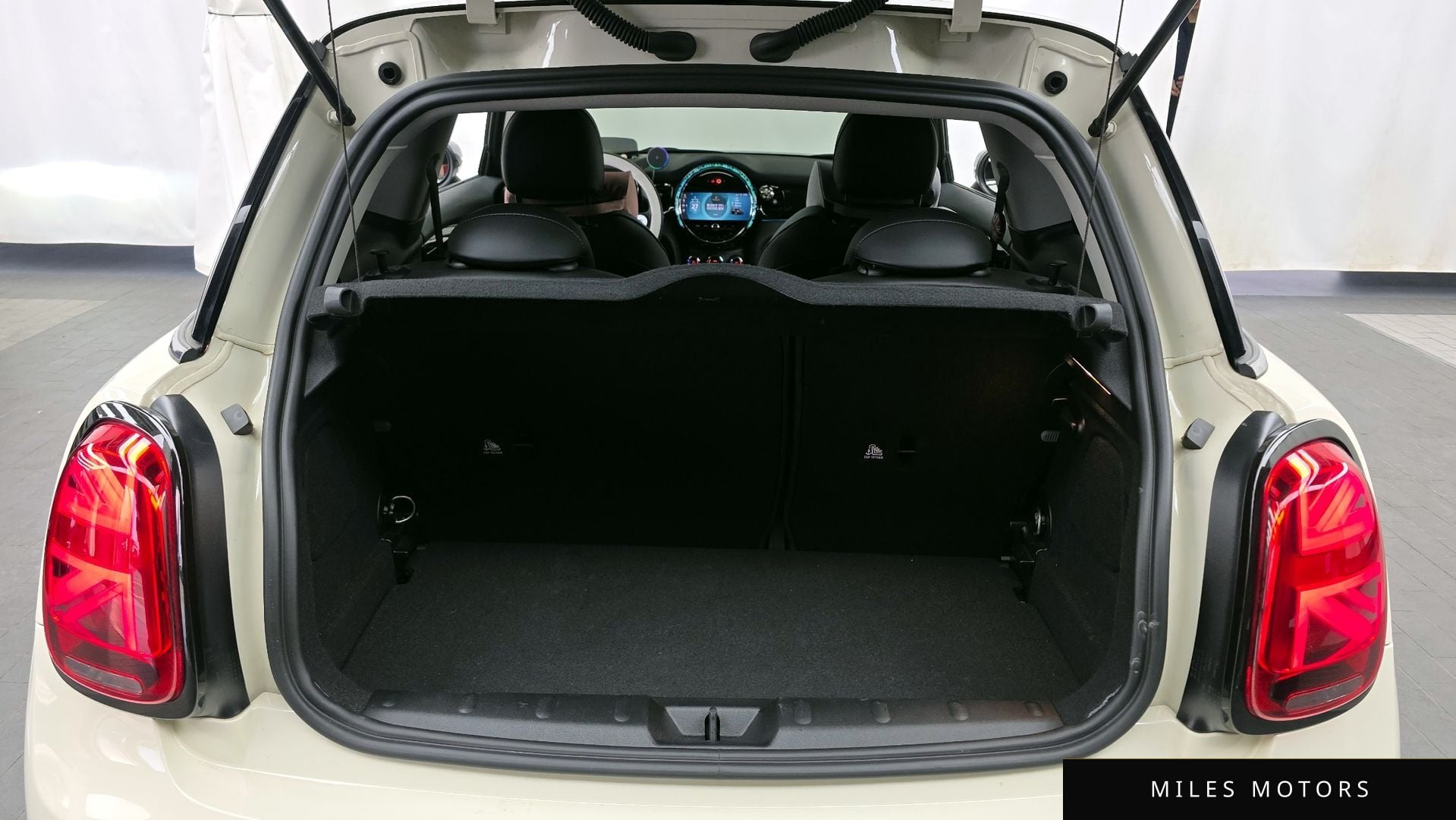 MINI 쿠퍼 S 2022 — миниатюра 20