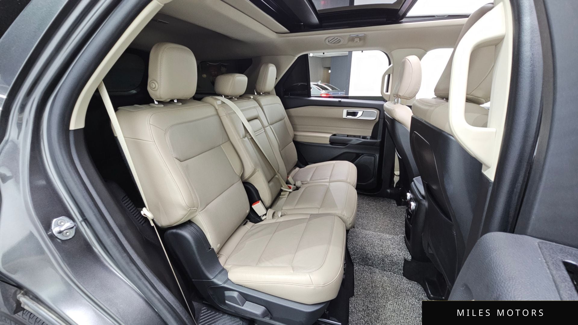 Ford Explorer 2020 — миниатюра 12