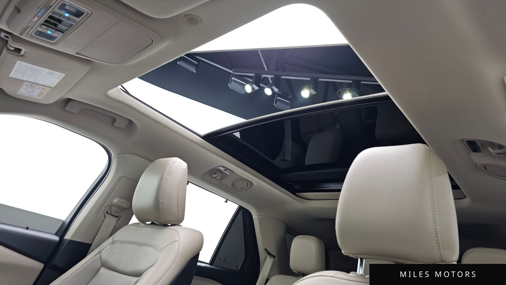Ford Explorer 2020 — миниатюра 19