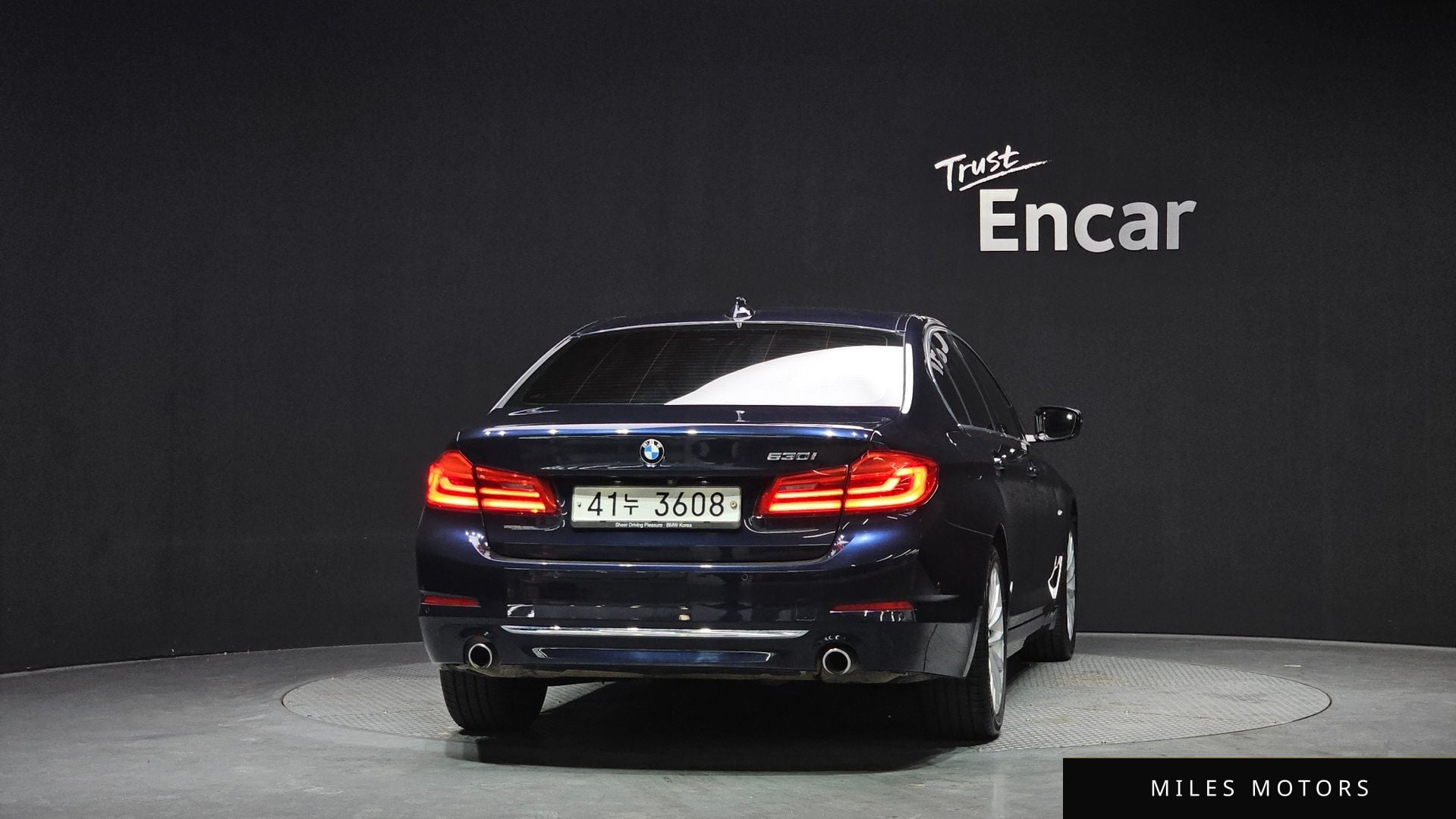 BMW 5 Series (G30) 2018 — миниатюра 4