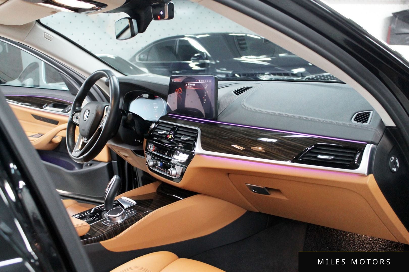 BMW 5 Series (G30) 2022 — миниатюра 10