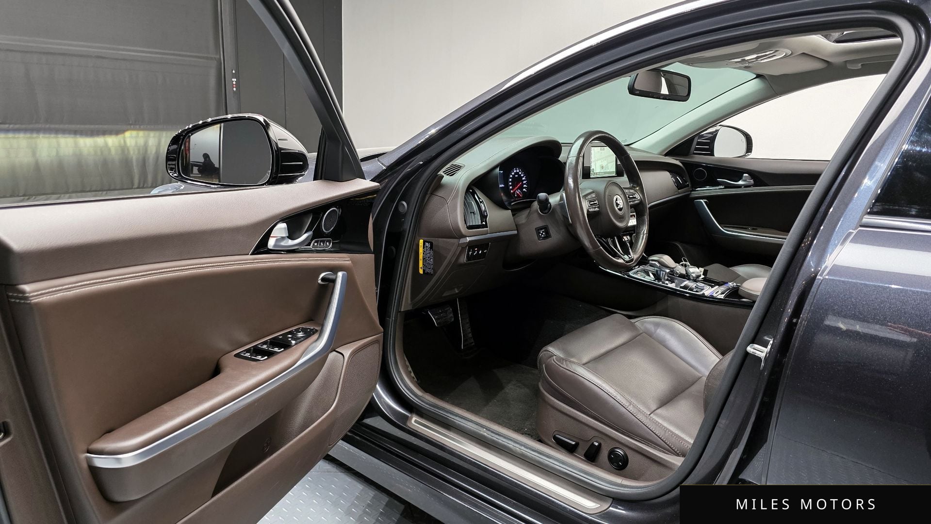 Kia Stinger 2018 — миниатюра 11