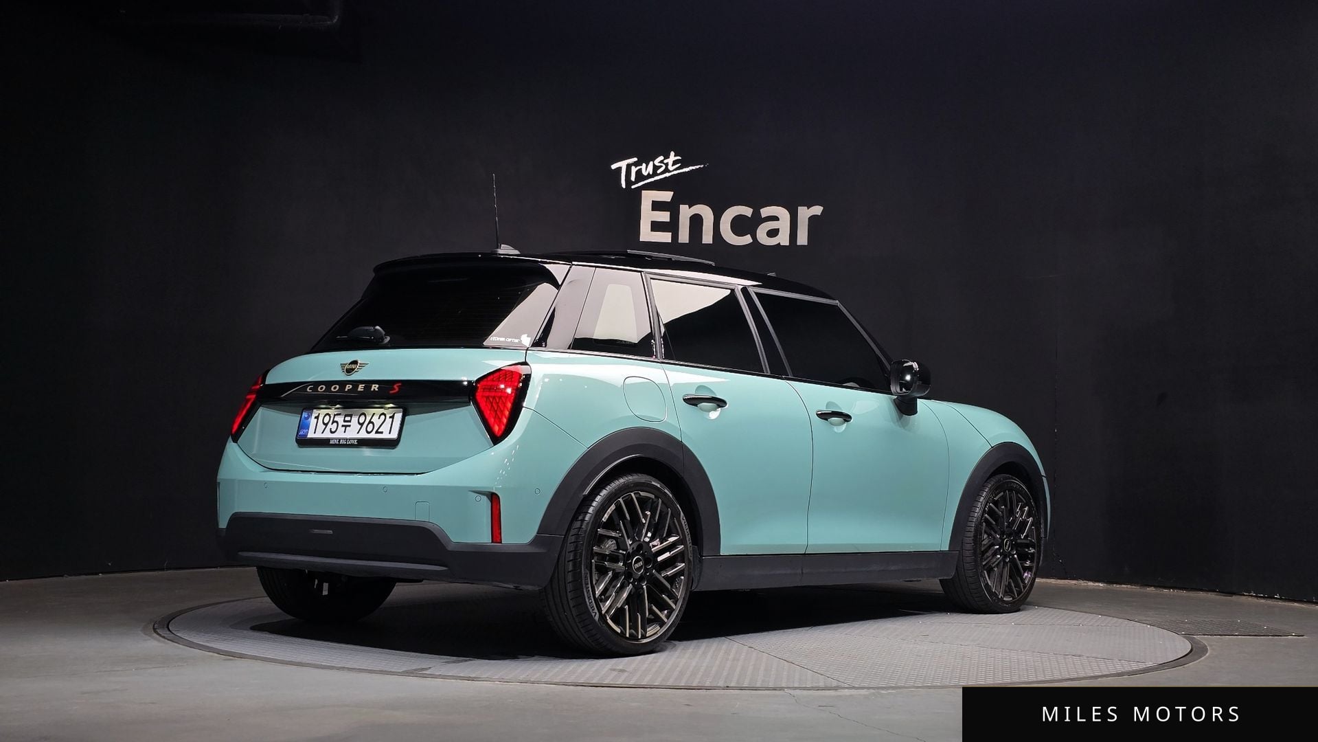 MINI Cooper S 2025 — миниатюра 2